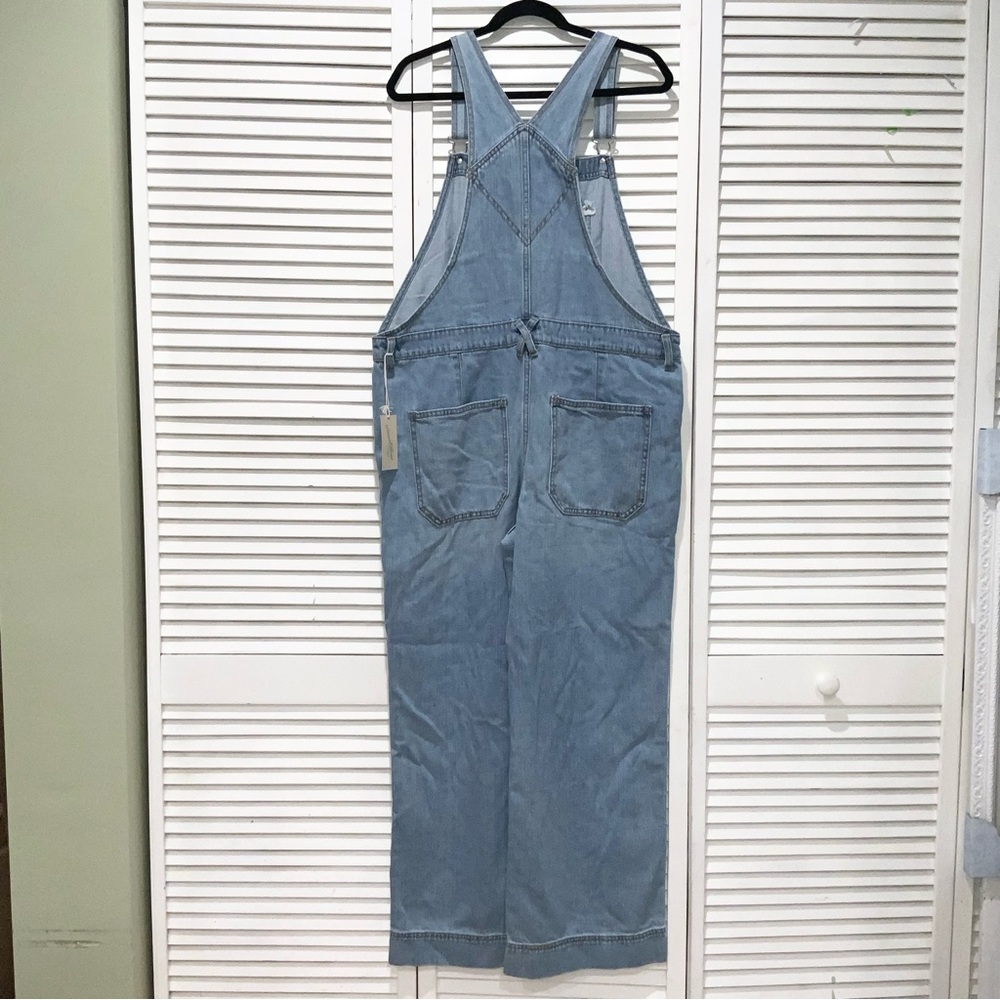 Universal Thread Light Wash Wide Leg Overalls - Picture 4 of 5